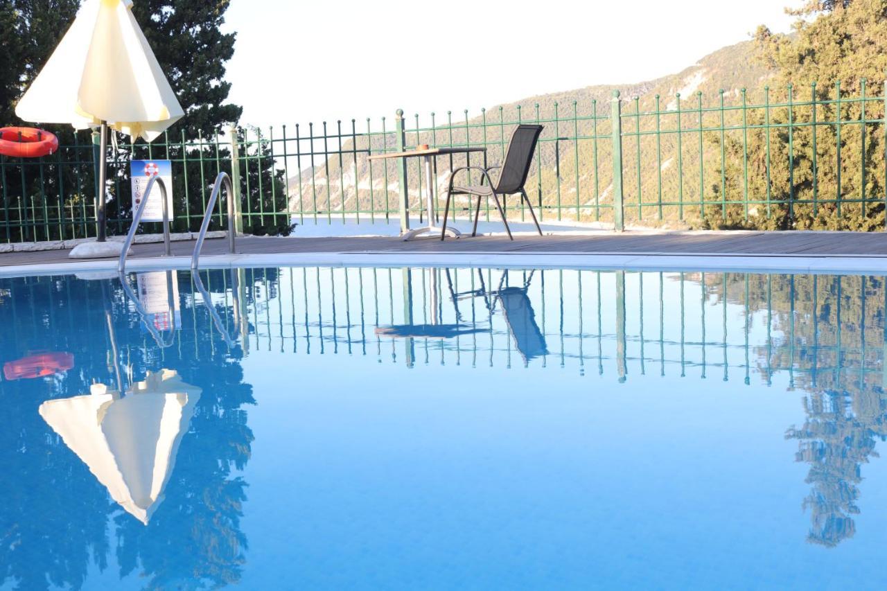 Villa Milia Áyios Nikítas Extérieur photo