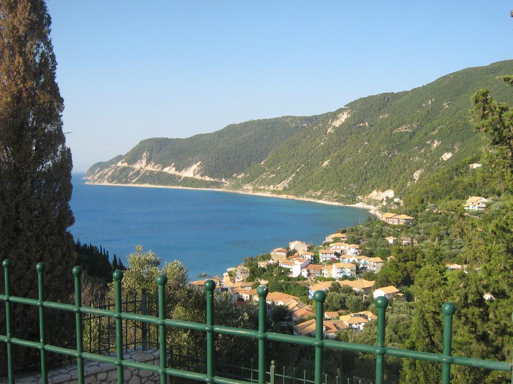 Villa Milia Áyios Nikítas Extérieur photo